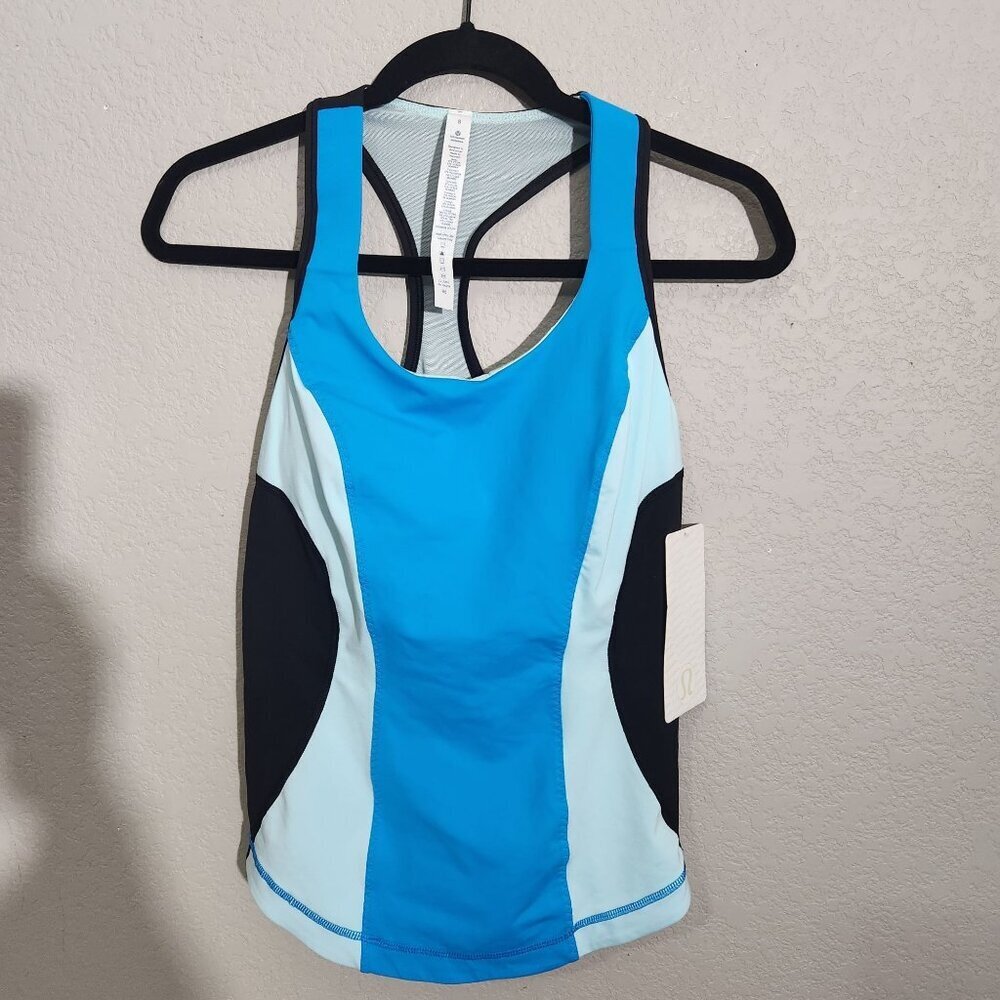 Lululemon Racerback Tank Top Cardio Kick Size 8 Blue Black